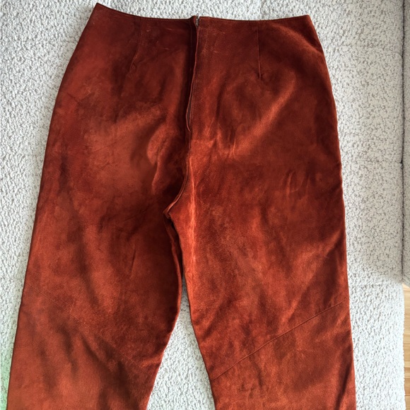 Danier Suede Leather pant - Picture 4 of 7